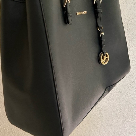 Michael Kors Black Jet set travel tote Bag - Picture 6 of 11